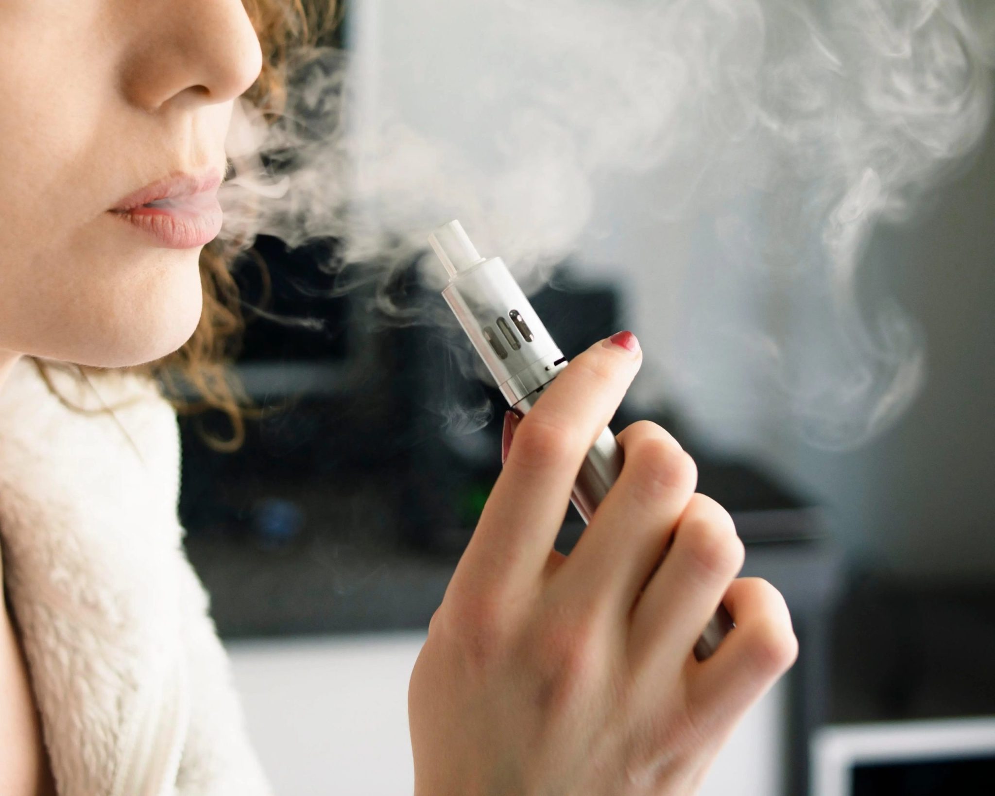 How-to-Charge-Kuz-Vape VSZN